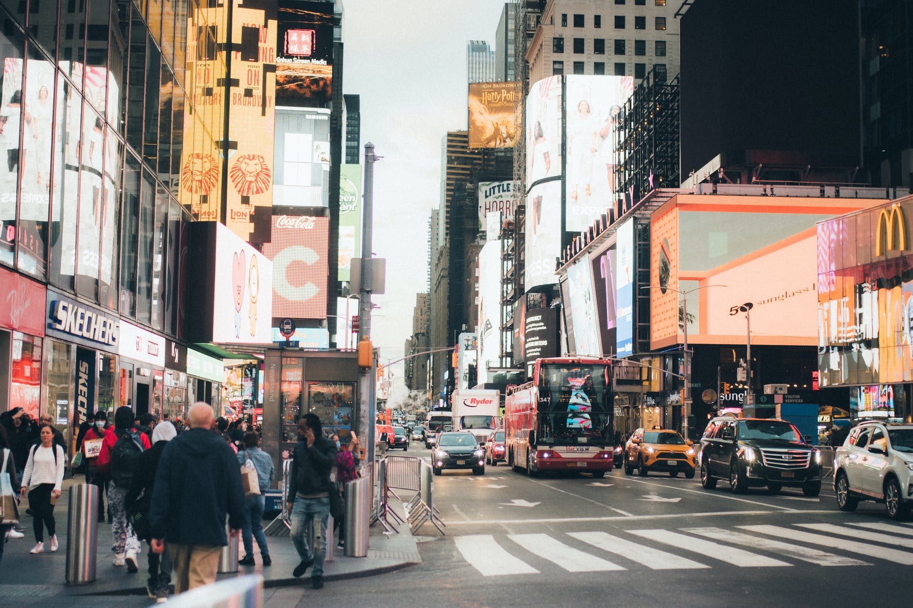 Nedir Bu Dijital Bilgi Ekranı